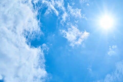Pakistan weather update: hot, humid conditions to persist, scattered rains in upper regions