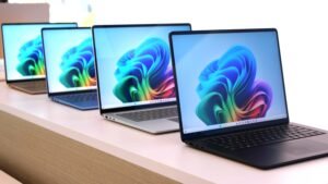 Free laptops-Pakistan , free laptops, Pakistan, PM Shehbaz Sharif, Pakistan students,