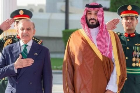 PM Shehbaz Sharif meets Saudi Crown Prince Mohammed bin Salman in Riyadh