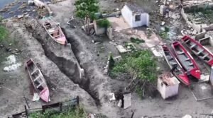 Cyclone Melissa Devastates Jamaica and Cuba, 30 Dead