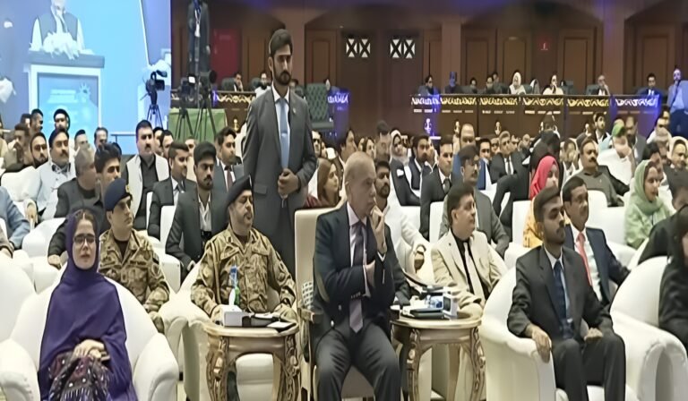 PM Laptop Scheme