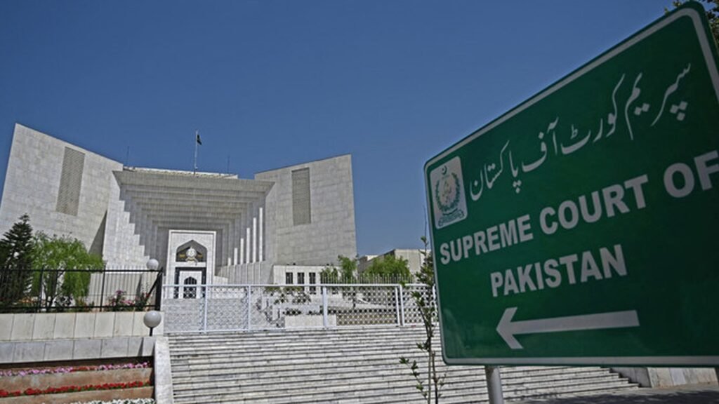 Man dies at Supreme Court