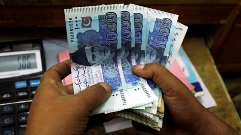 Orders Issued for Government Employees to Pay Advance Pay and Pension Before November 1