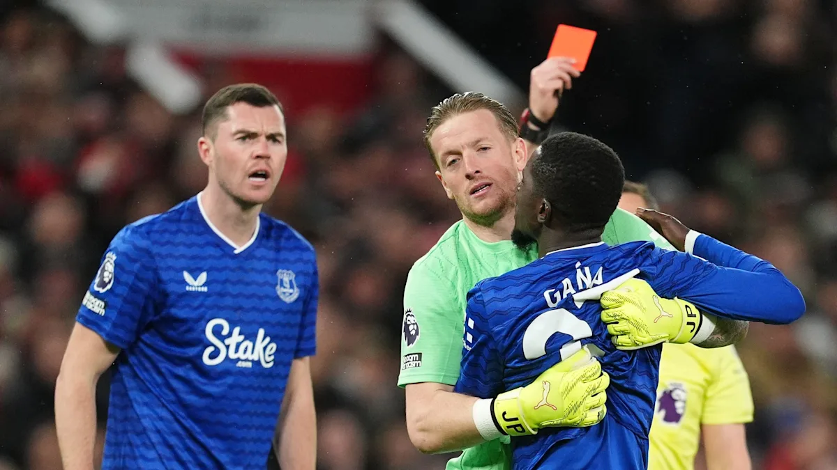 Everton’s Gueye handed three-match ban