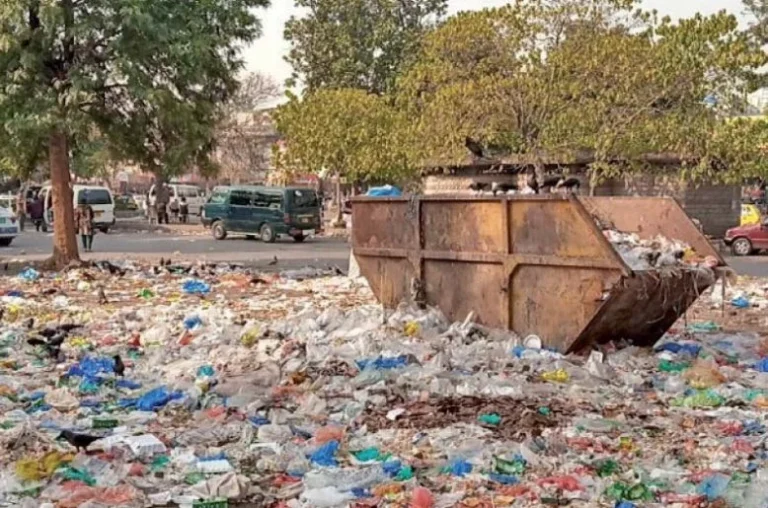 CDA begins fines to curb littering in Islamabad