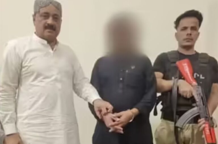 Liaqat Mehsood's guard
