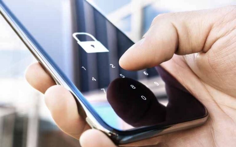 Pakistan develops secure phone