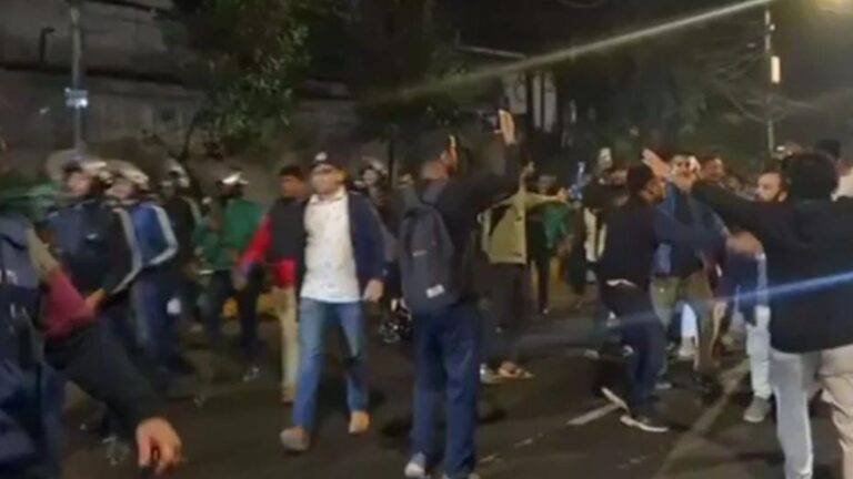 Bangladesh protest