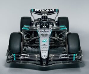 Mercedes reveals their W17