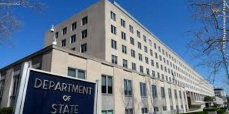 US backs Pakistan against terror
