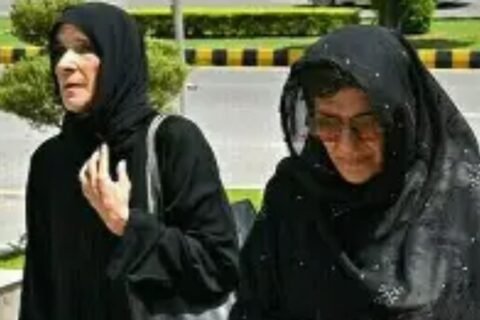 Uzma khan about Imran khan health