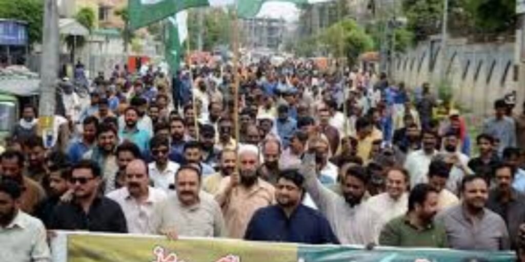 KP support Armed forces amid border clashes with Taliban