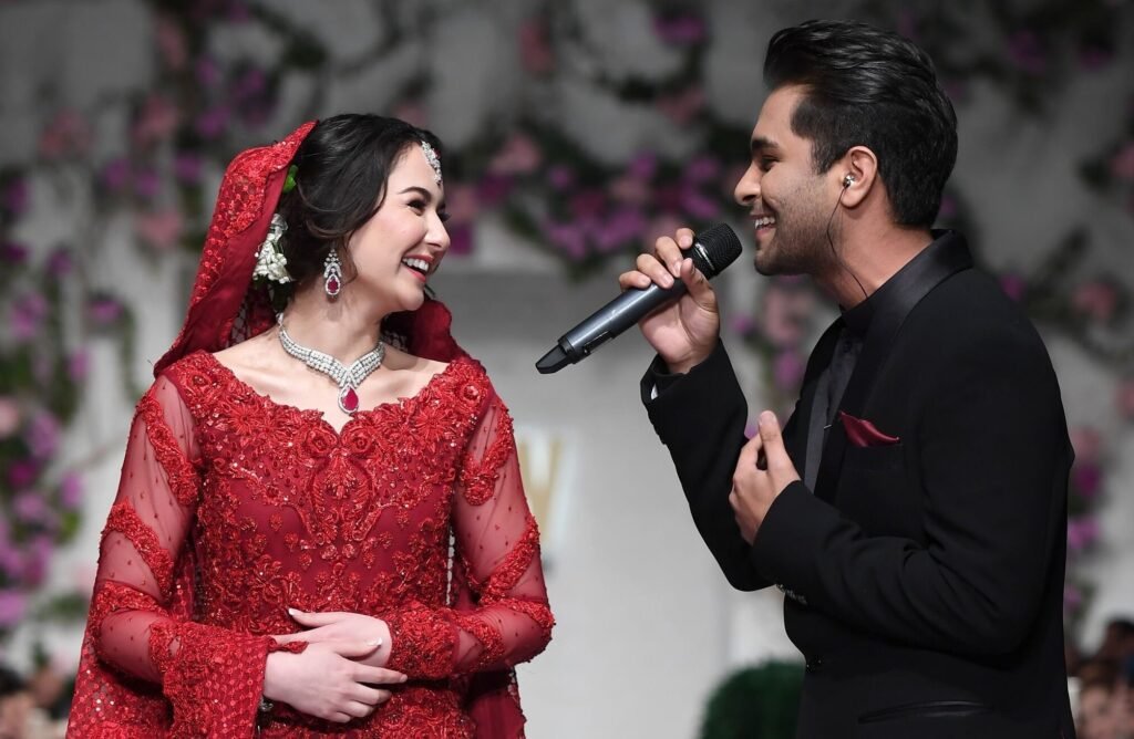 secret dance video of Hania Aamir and Asim Azhar goes viral