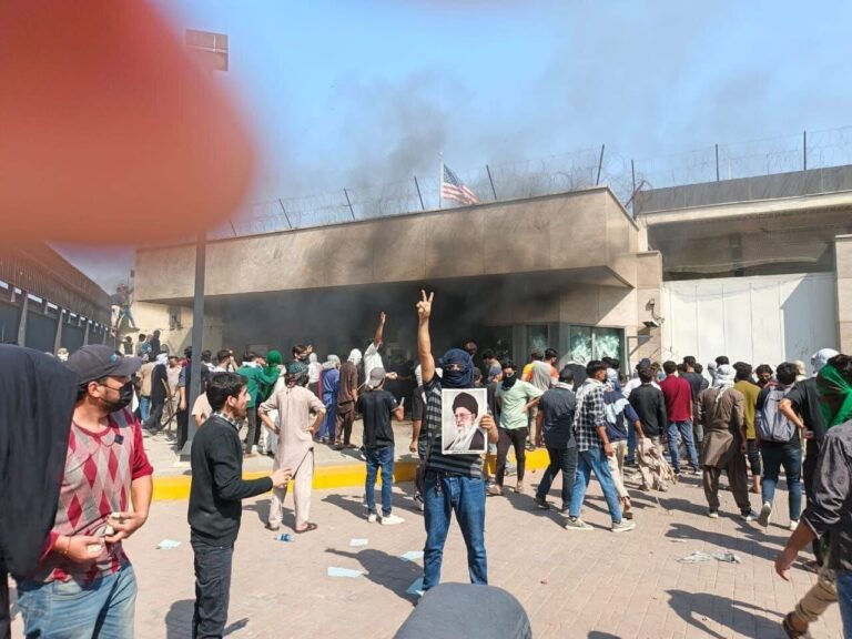 US consulate in Karachi stormed and vandalised by protestors