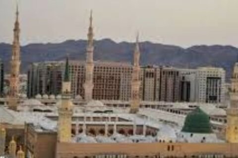 Masjid e Nabvi, Masjid e Haram