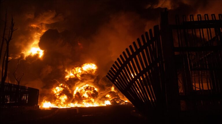 oil tankers on fire