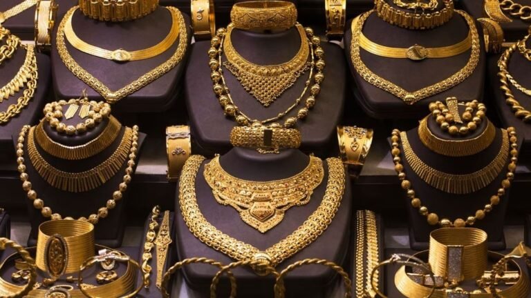 Gold prices fell