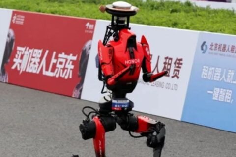 Chinese humanoid robot Marathon race