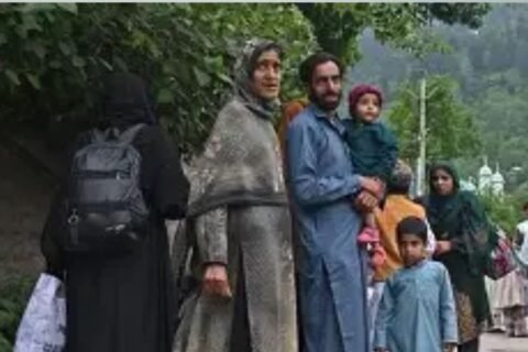 Pakistan assistance to displaced Kashmiris