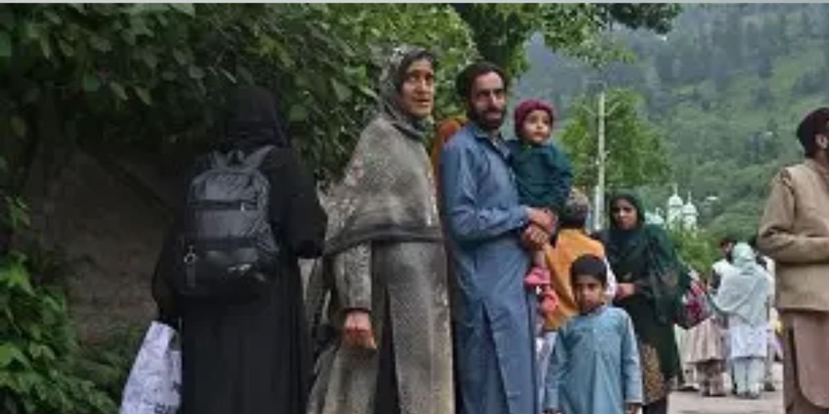 Pakistan assistance to displaced Kashmiris