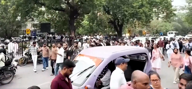 "Cockroach" protest movement