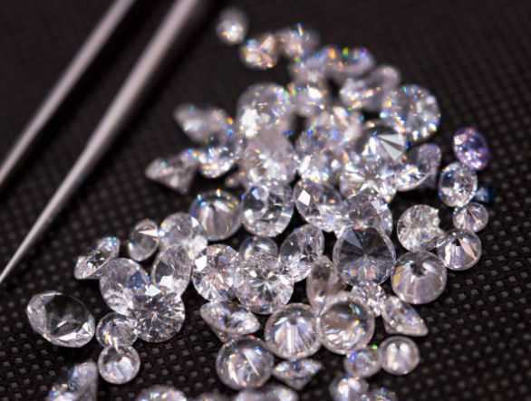 lab-grown diamond