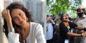 Delhi police crackdown on students