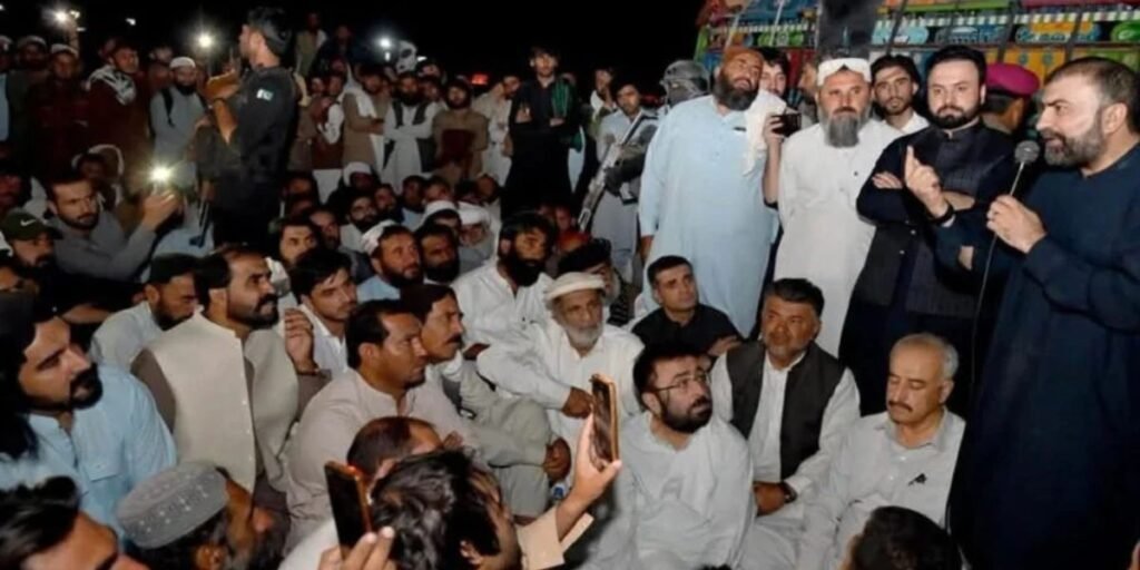 Ziarat Cross protesters end sit-in after talks with Chief Minister
