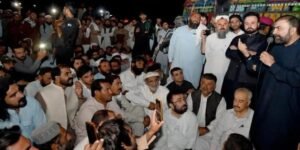 Ziarat Cross protesters end sit-in after talks with Chief Minister