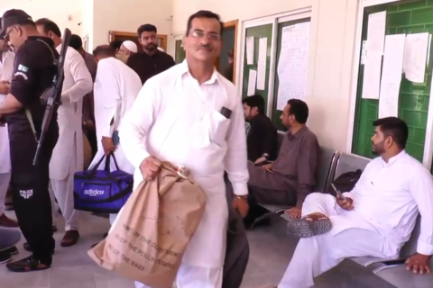 polling in Mirpur