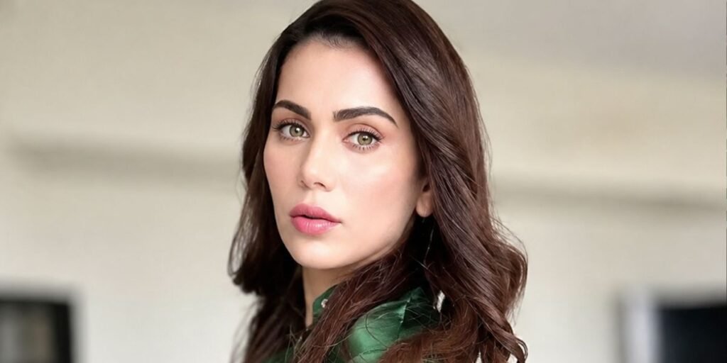 Ghana Ali Raza revealed her age