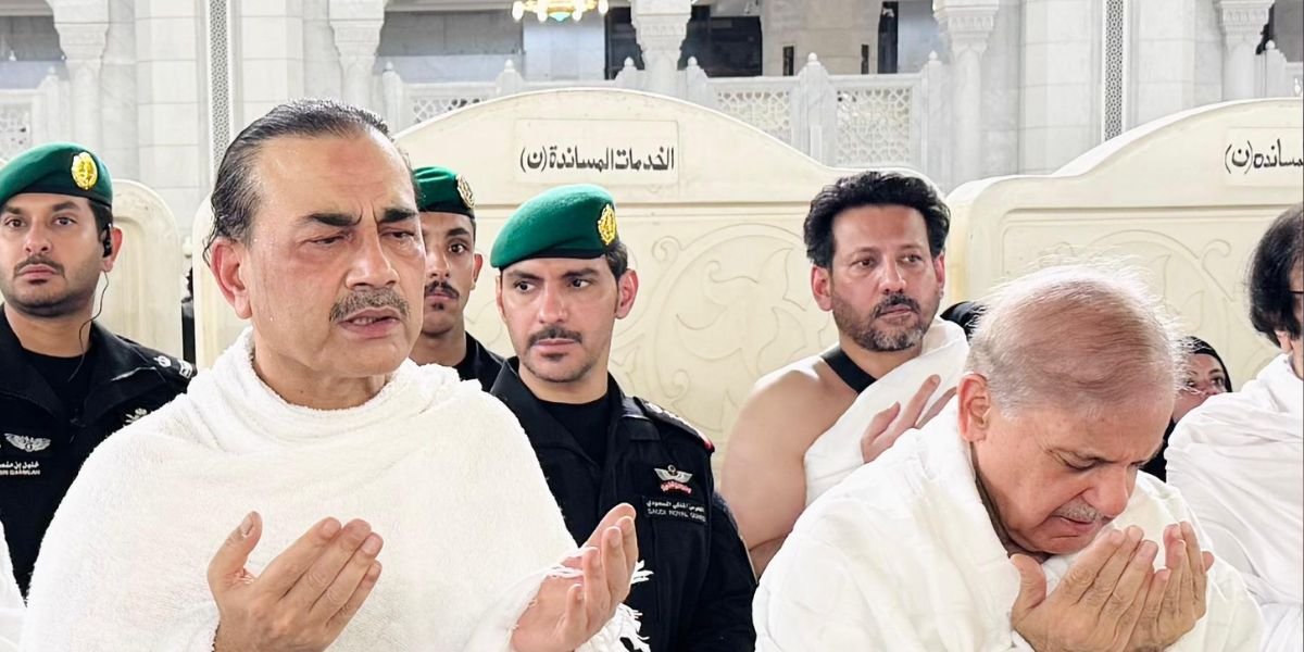 PM Shehbaz, FM Asim Munir perform Umrah