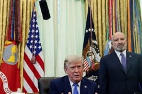 Trump signs 2 new orders to restrict birthright citizenship
