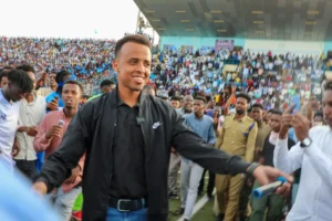 referee Omar Abdulkadir Artan