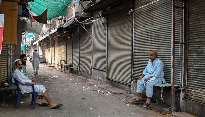 traders divided over JI shutter down strike