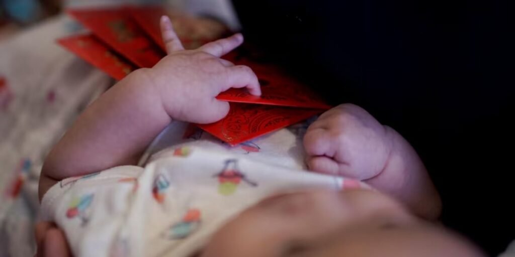 Singapore announces Rs15 million on birth of each child