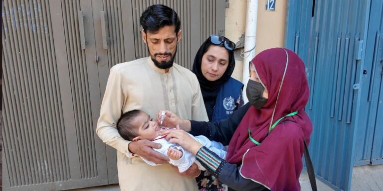 Govt announces 28% pay increase for polio workers