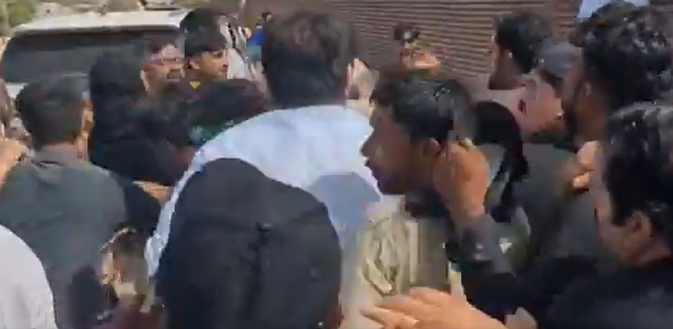 CM Sohail Afridi ignores questions over PTI workers’ conduct after attack on Azaad Digital correspondent