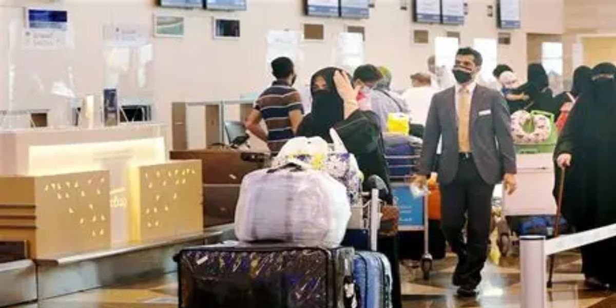 Saudi Arabia Clarifies Items Banned in Passengers’ Luggage