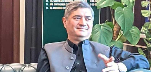 KP chief secretary orders immediate crackdown on corruption
