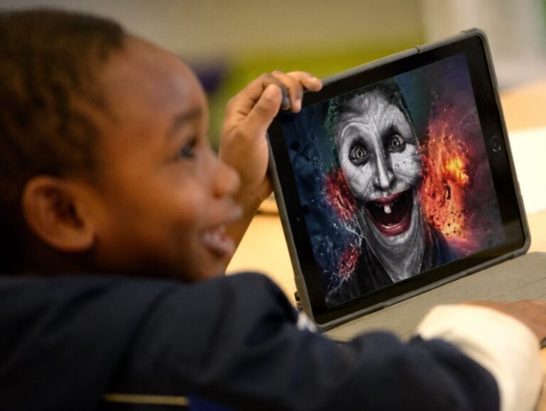 Study finds impact of screen time on child development