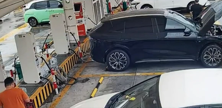 Good news for EV enthusiasts as ultra-fast charging set to reach Pakistan
