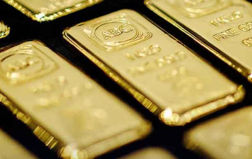 Gold prices fall again