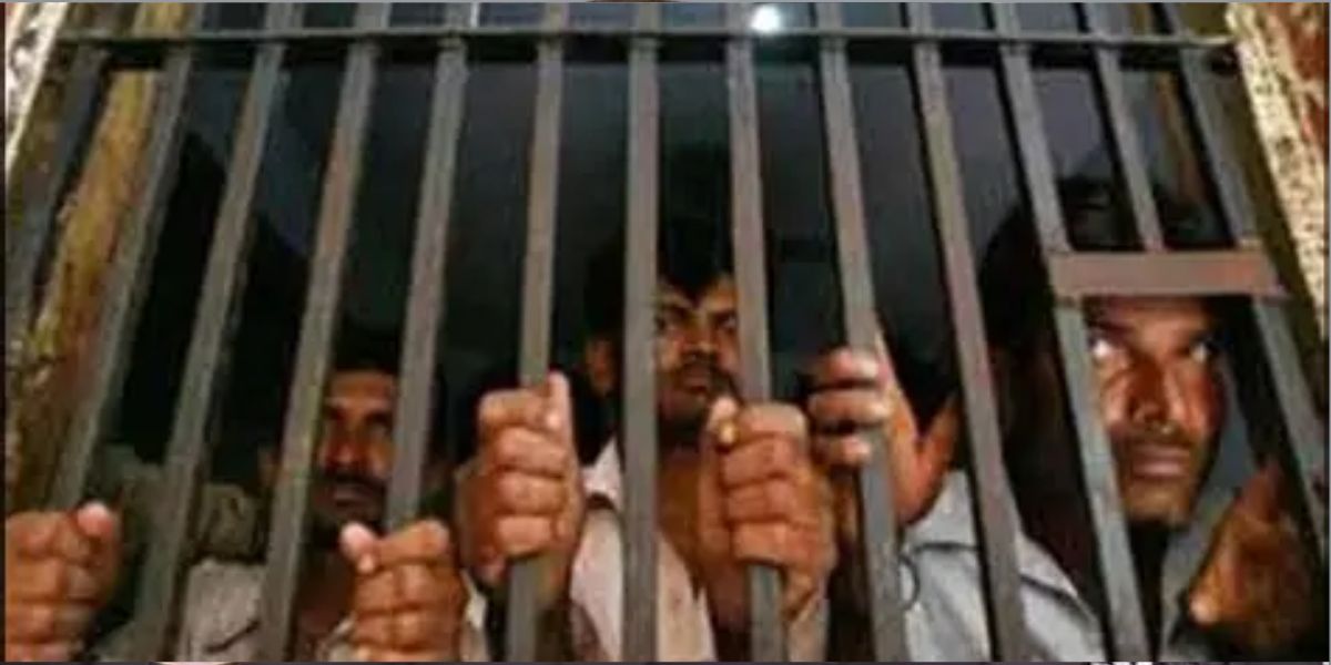 17 Prisoners Escape from Indian Jail in Movie-Style Breakout